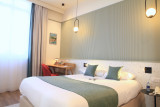 Hôtel Marguerite d'Anjou - Chambre PREMIUM PMR - © Pierre-Louis Turquet Hôtel Marguerite d'Anjou - Chambre PREMIUM PMR