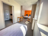 Bon Pasteur Hostellerie - Chambre Premium triple - © Bon Pasteur Accueil Bon Pasteur Hostellerie - Chambre Premium triple